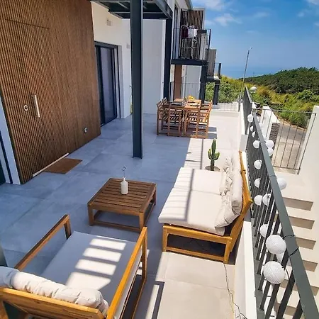 Sunlit Patio Retreat Near Ericeira By Lisbeyond Lejlighed