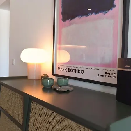 Sunlit Patio Retreat Near Ericeira By Lisbeyond * Carvoeira