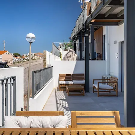 Lejlighed Sunlit Patio Retreat Near Ericeira By Lisbeyond *