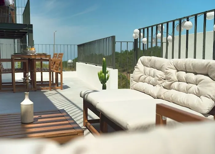 شقة Sunlit Patio Retreat Near Ericeira By Lisbeyond *